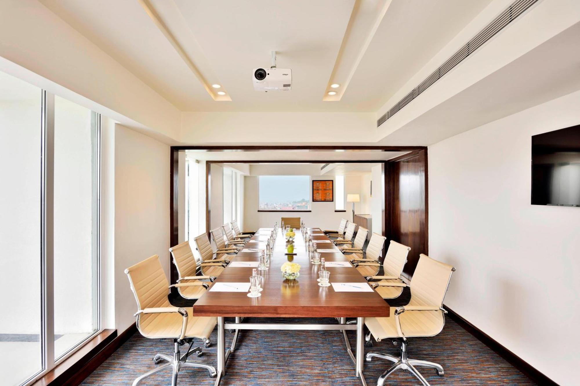 Fairfield By Marriott Hotel 4*